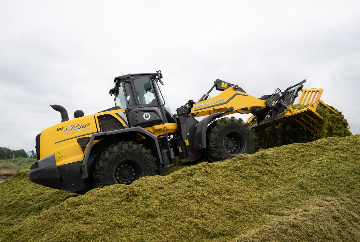 New Holland W170D Forage Power