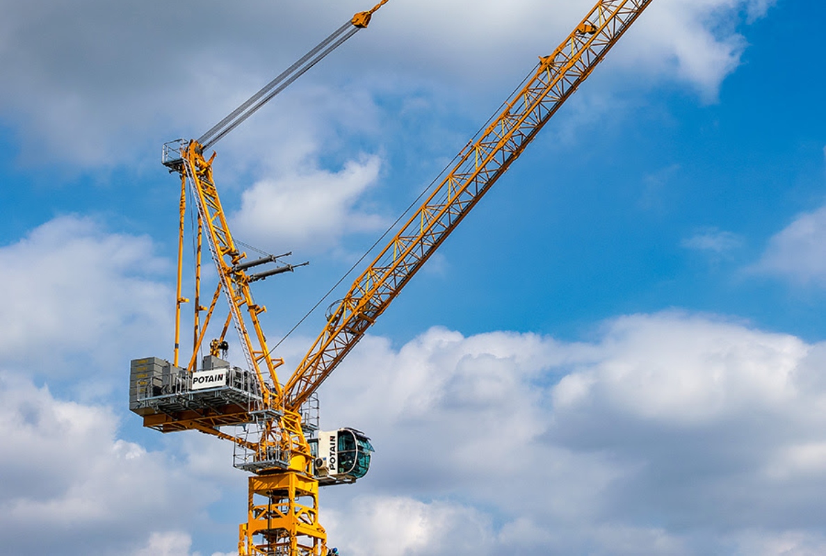 Potain Launches MCR 505 J25 Luffing Jib Tower Crane