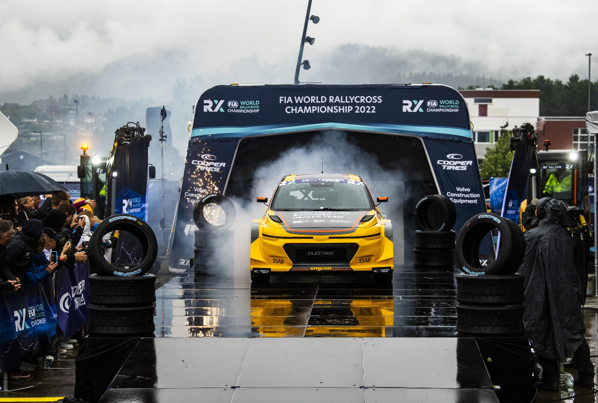 Volvo CE will be supporting in the full race series as Official Construction Equipment Supplier and Track Building Partner