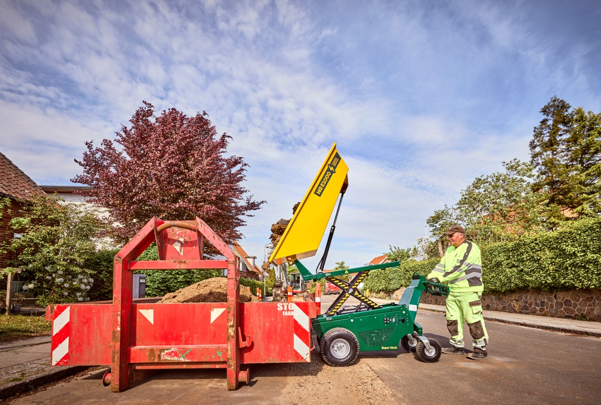 HG unveils the all-electric 1-ton High Tip wheeled mini dumper at bauma 2025: A more efficient and cost-reducing alternative to tracked dumpers