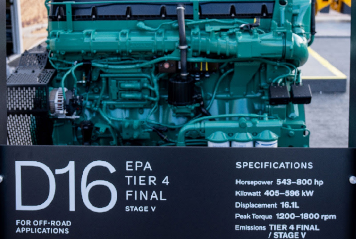 The efficient Tier 4 Final D16 engine is being presented on the Volvo Penta stand.