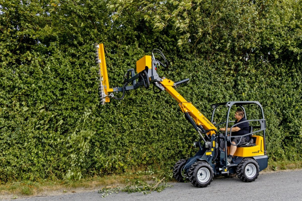 The new Schäffer 1422 T