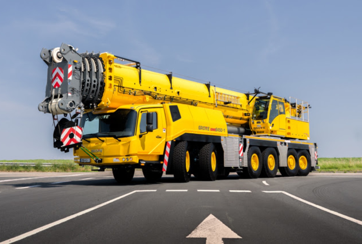 Grove’s new GMK6450-1 all-terrain crane.