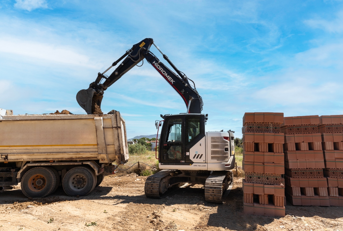 HİDROMEK HMK 145 LC SR