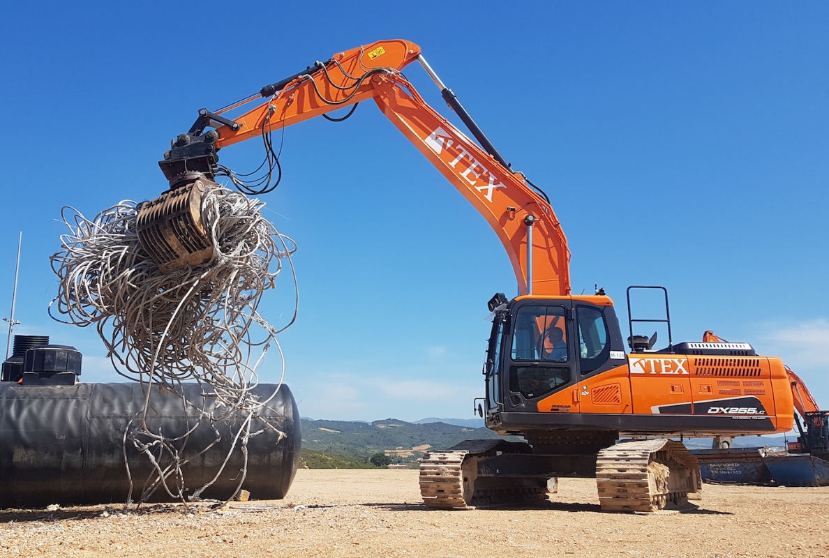 DX255LC-5 TEX
