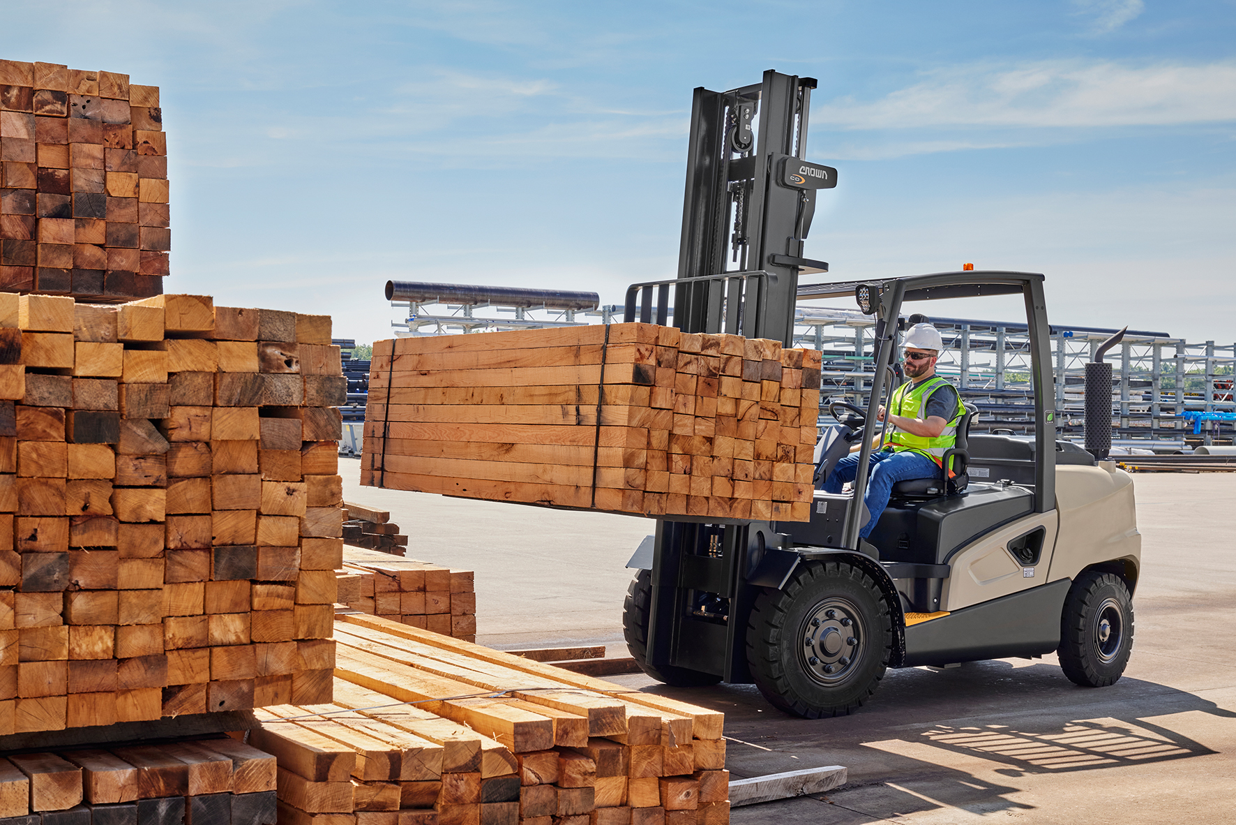 Crown's C-D Series diesel forklift trucks are fuel efficient and meet the stringent Stage 5 European emissions standard.