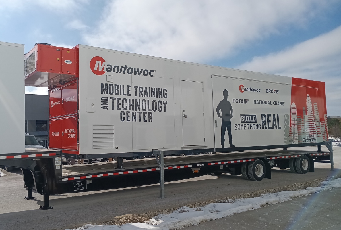 Manitowoc’s new Mobile Training & Technology Center brings crane training directly to students