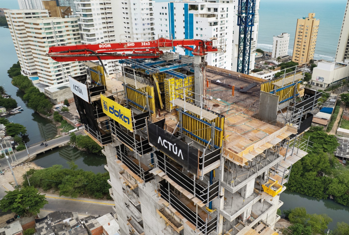 Smart Climbing Solutions Enable Efficient High-Rise Construction