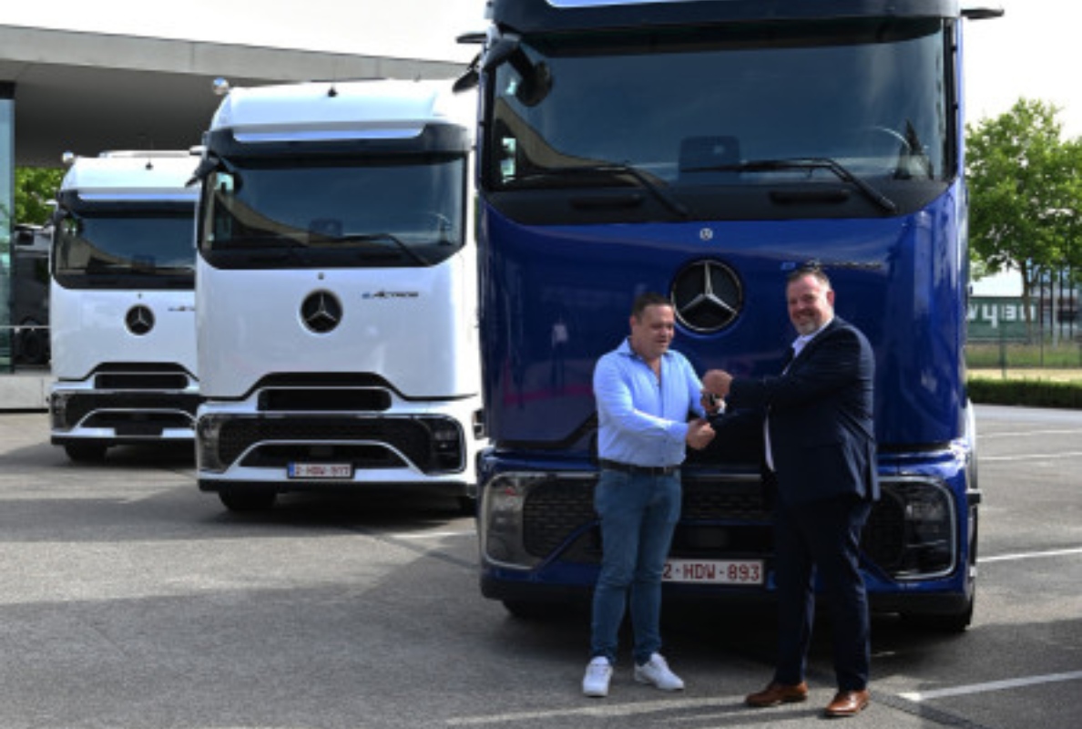 First Belgian eActros 600 vehicles delivered to VM Milktrans and Sovedo Logistics