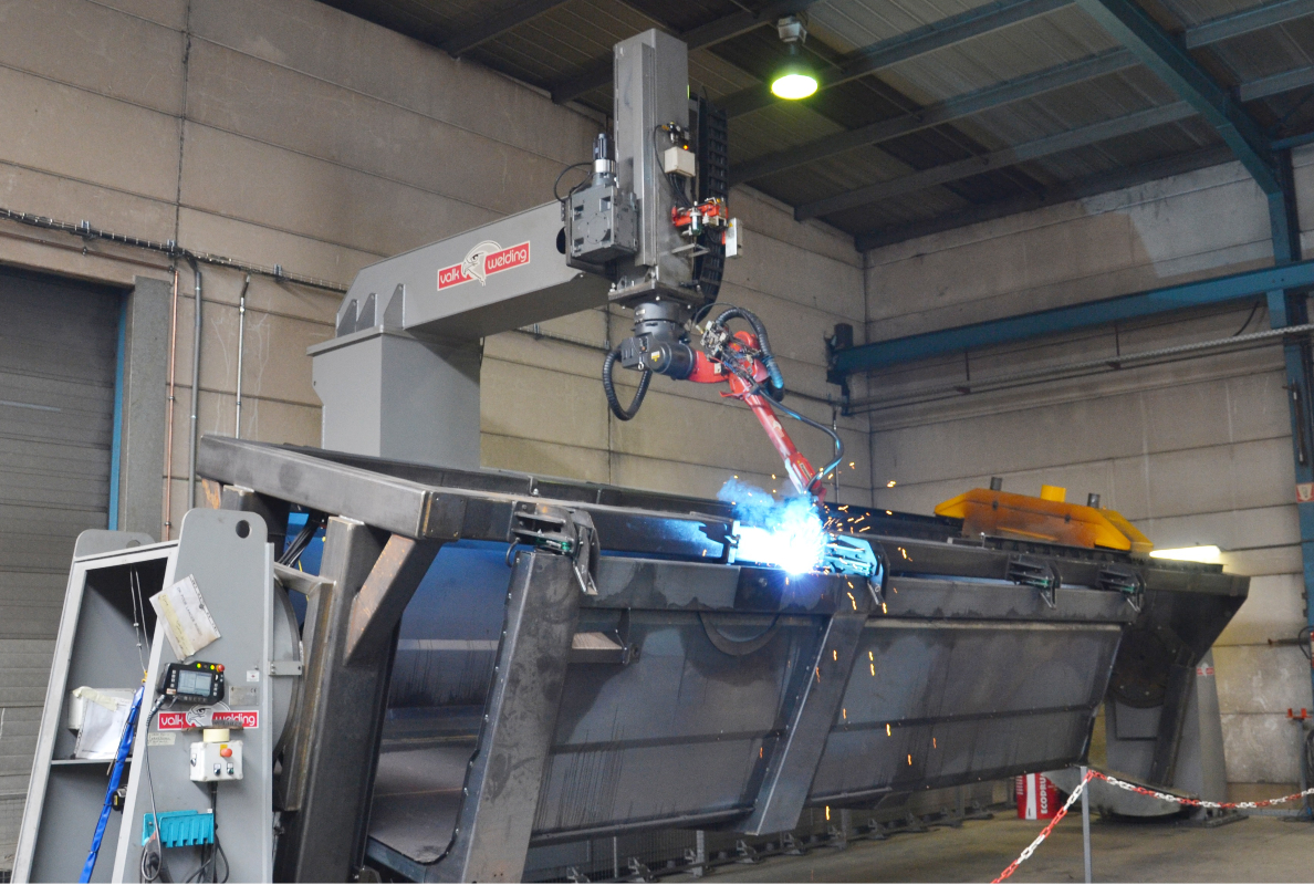 Welding robot