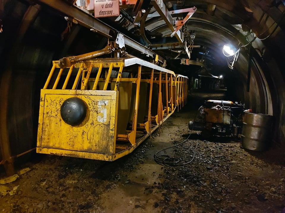 Mining groove