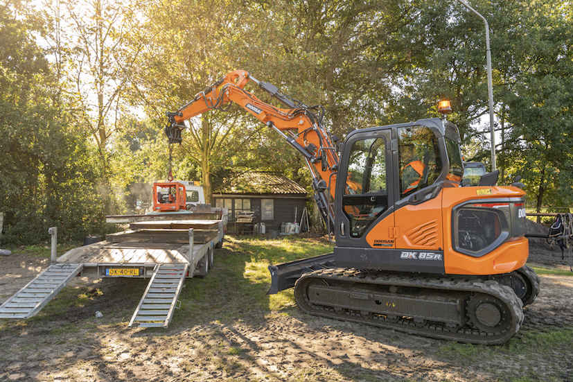 Doosan DX85R-7