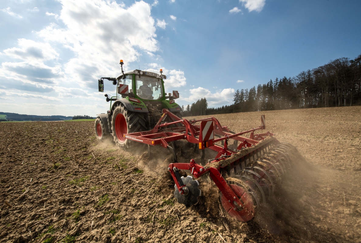 More than just a tractor. The Fendt 300 Vario