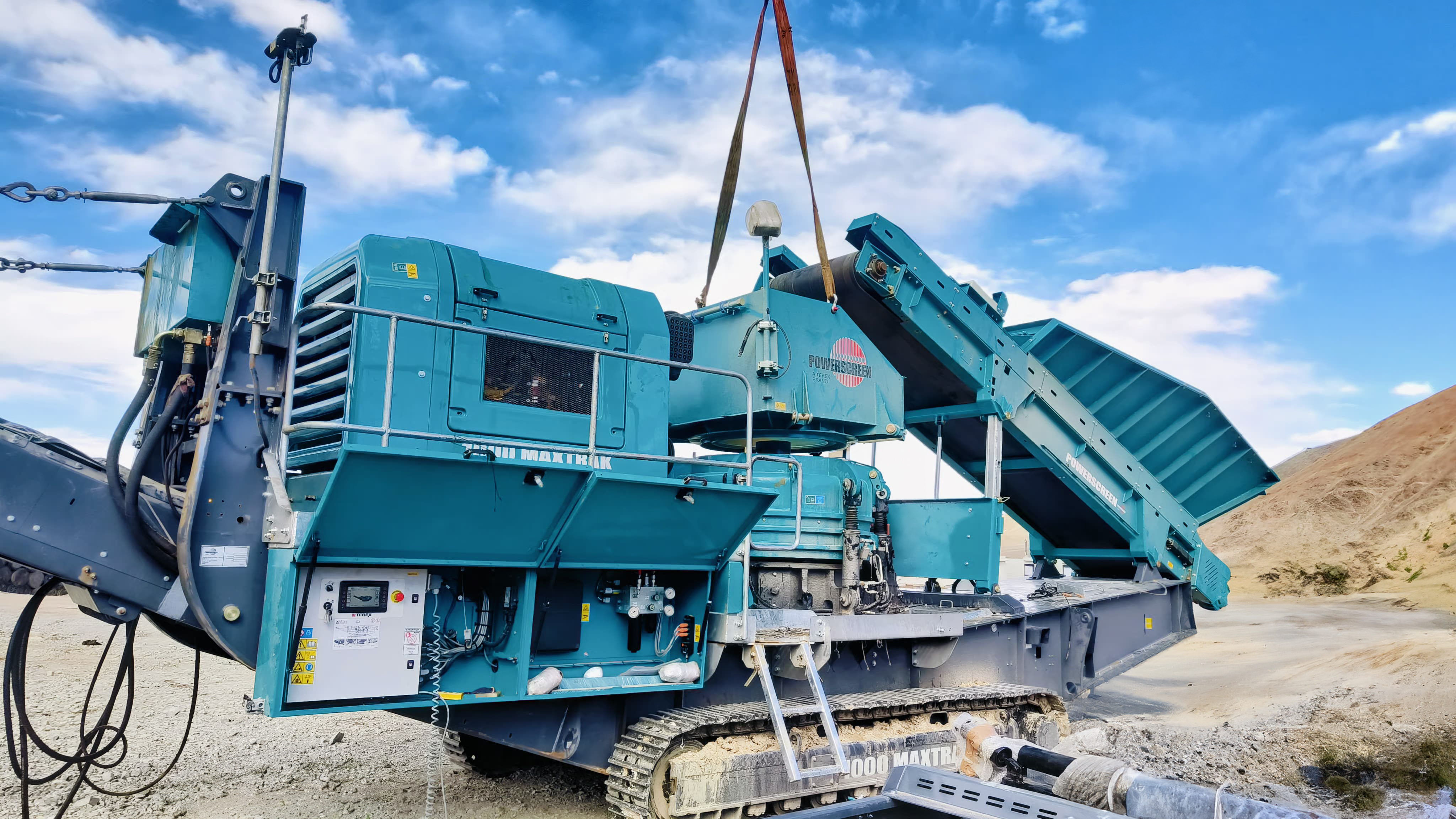 Powerscreen equipment being reassembled Ladakh, Northern India