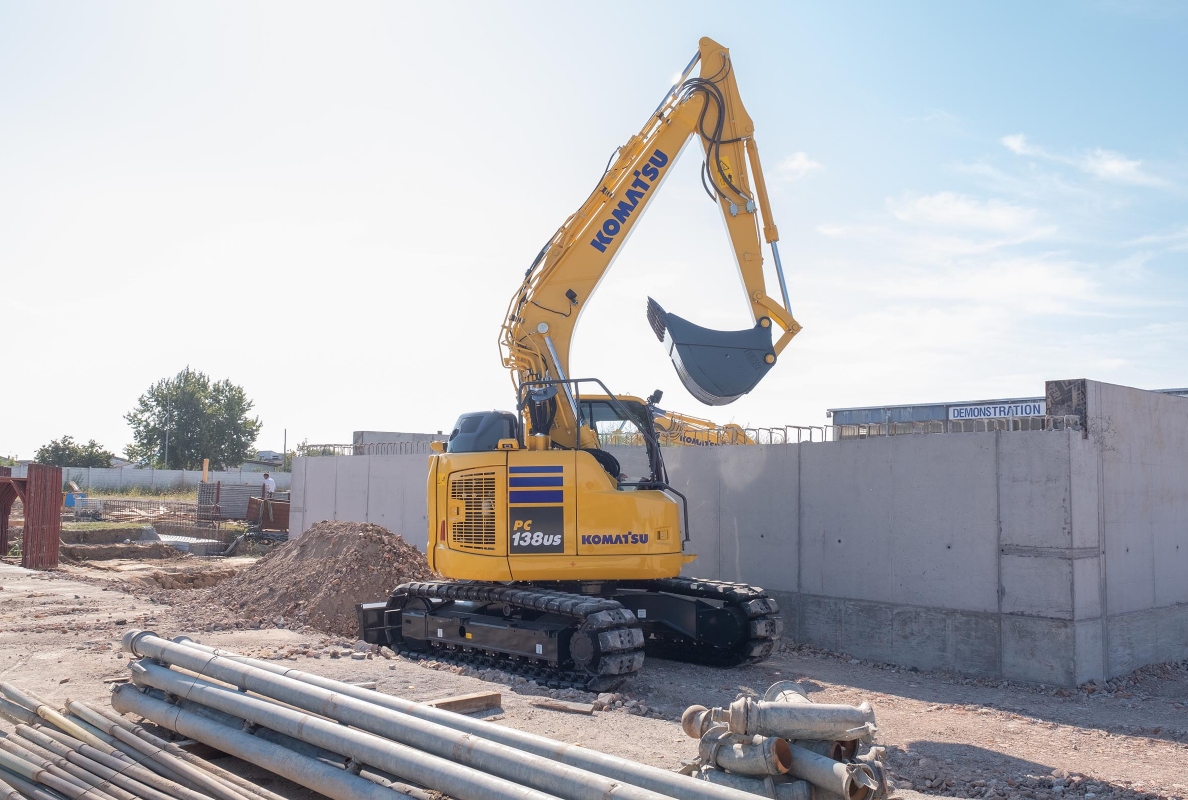 Komatsu PC138US-11