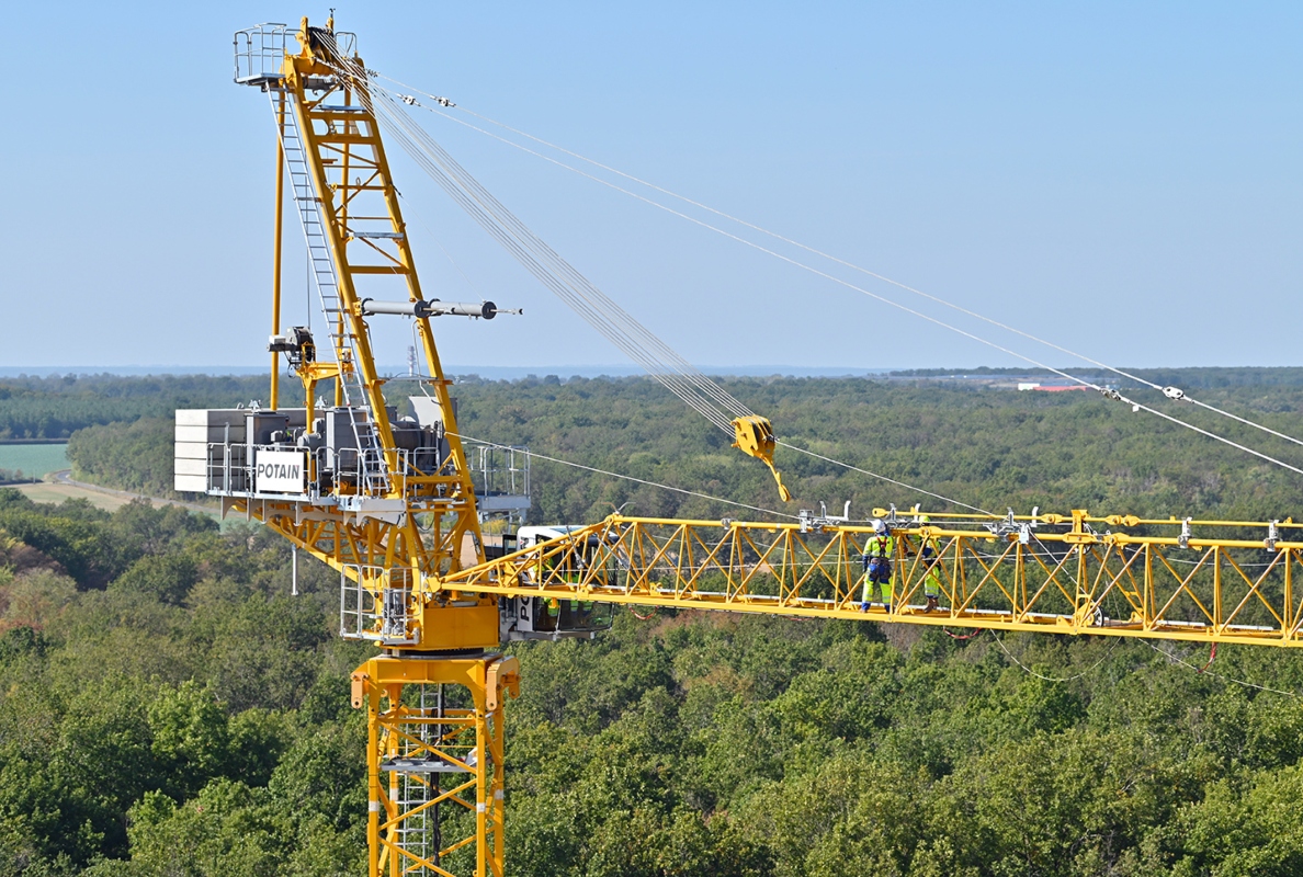 Manitowoc launches two new Potain luffing jib cranes