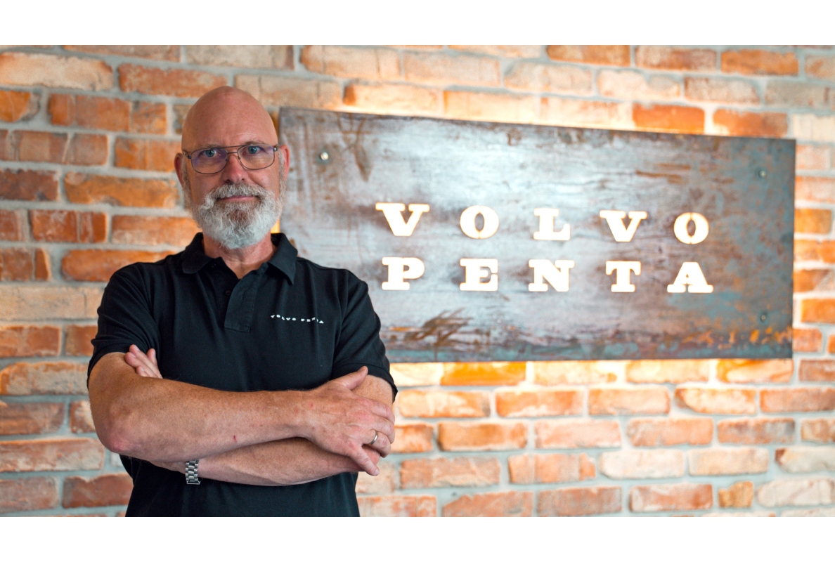 Volvo Penta technical trainer Michael Schubert at the new training facility in Nuremberg, Germany.