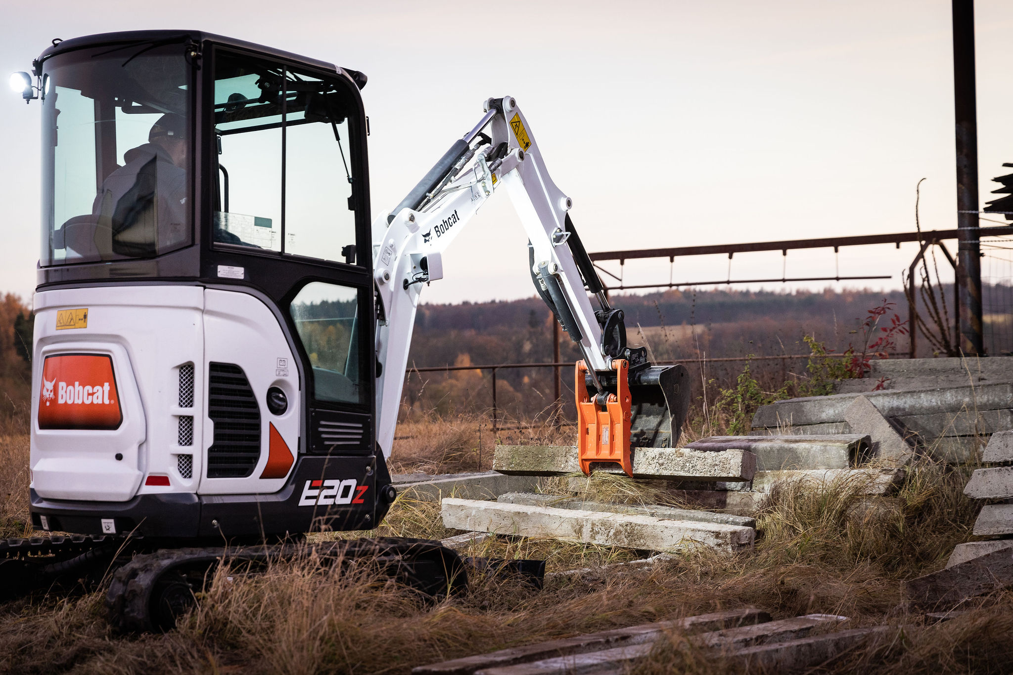 Bobcat E20z