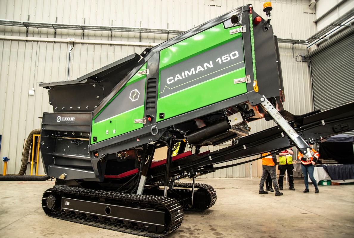 EvoQuip Caiman 150