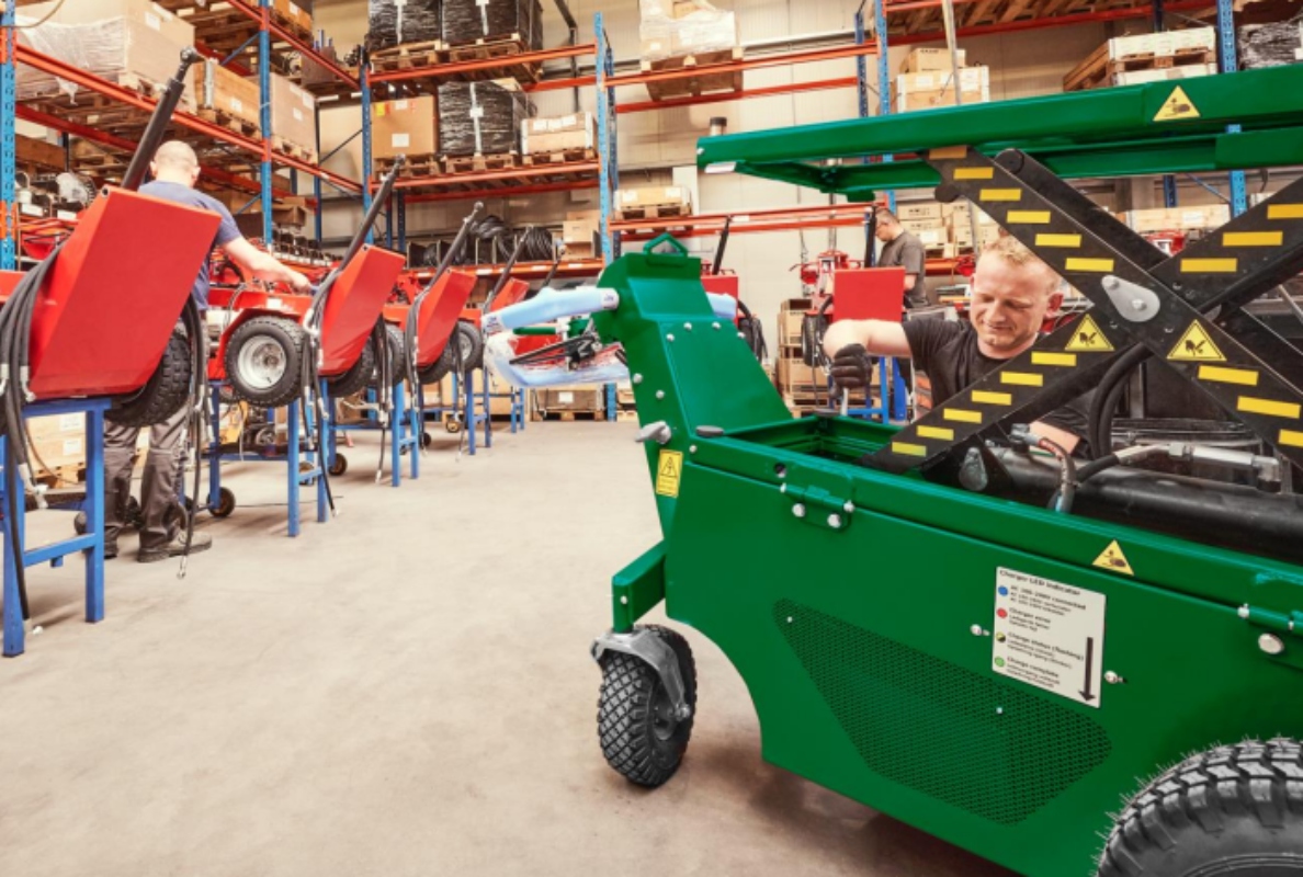 HG ready to make its debut at bauma 2025: A challenger dumper brand accelerating the electric transition with the most energy-efficient drivetrain in the industry
