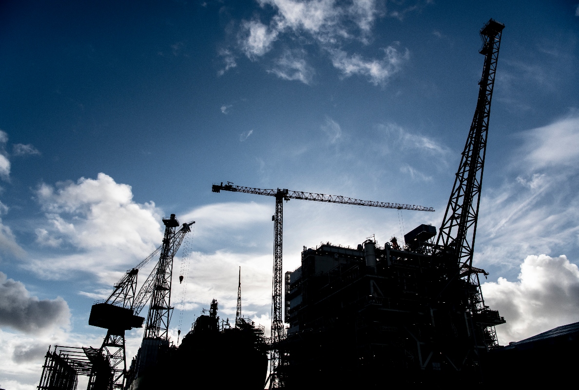Comansa 21LC1050 tower crane in the Aibel yard (Norway)