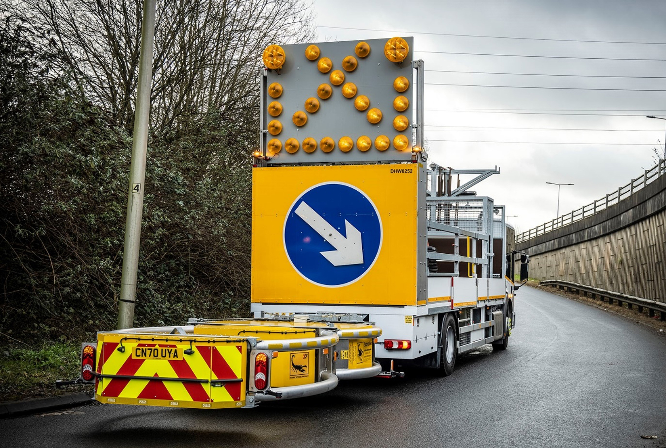 Econic as a security/ warning vehicle at construction site <br> Image source: Daimler Truck AG