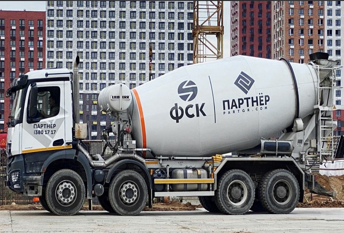 Large order for Daimler Trucks in Russia: Partner Group orders 100 Mercedes-Benz Arocs <br> Image source: Daimler Truck AG