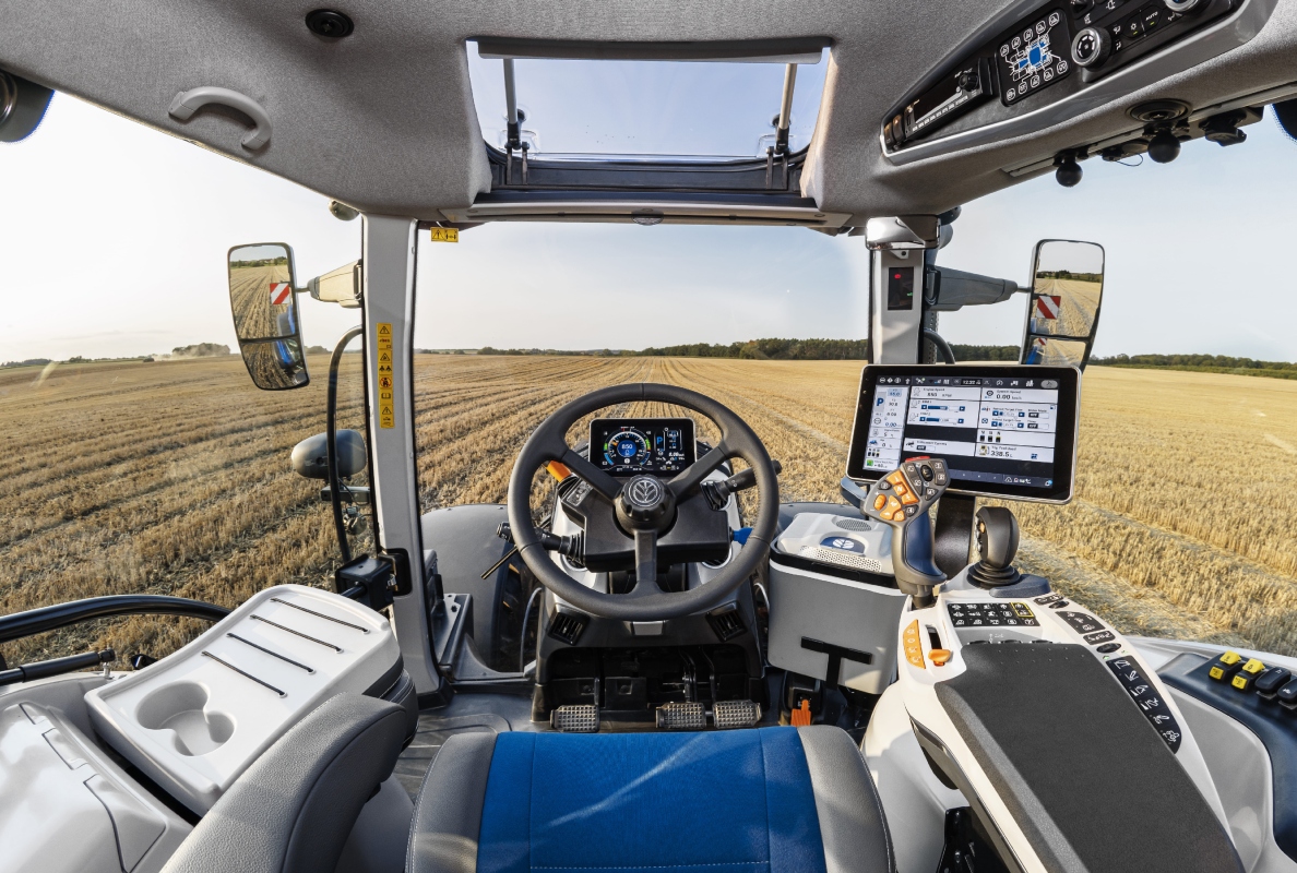 New Holland T7 Standard Wheelbase