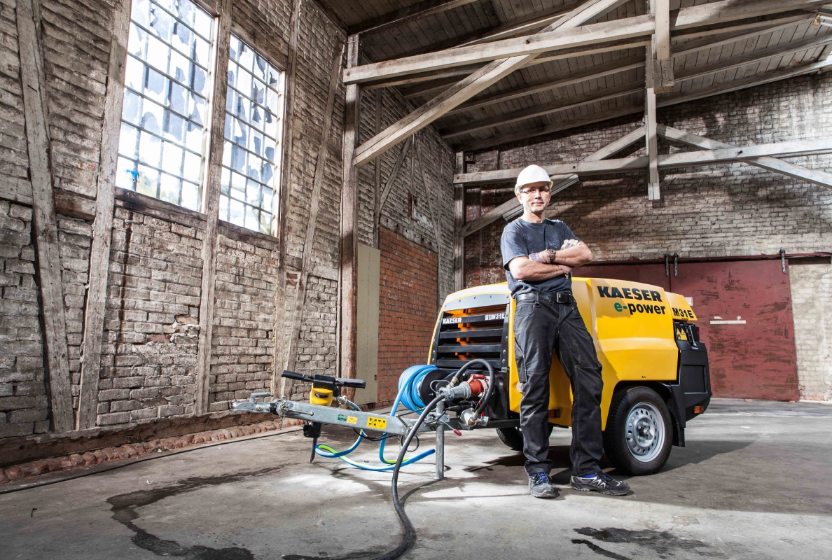 Time-tested Kaeser quality – now available in electric-powered models. The portable compressors can be used under the most stringent operating restrictions.