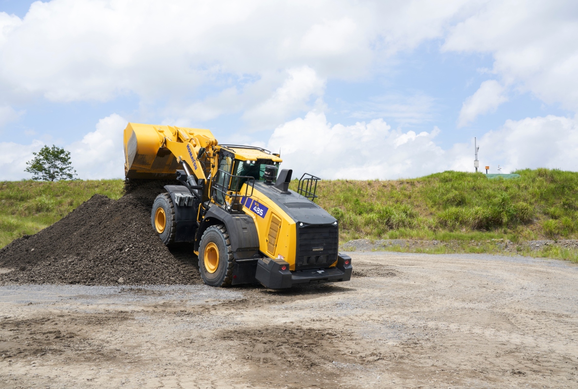 Komatsu WA485-11