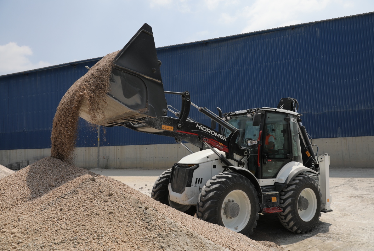 HİDROMEK HMK 102 S Alpha