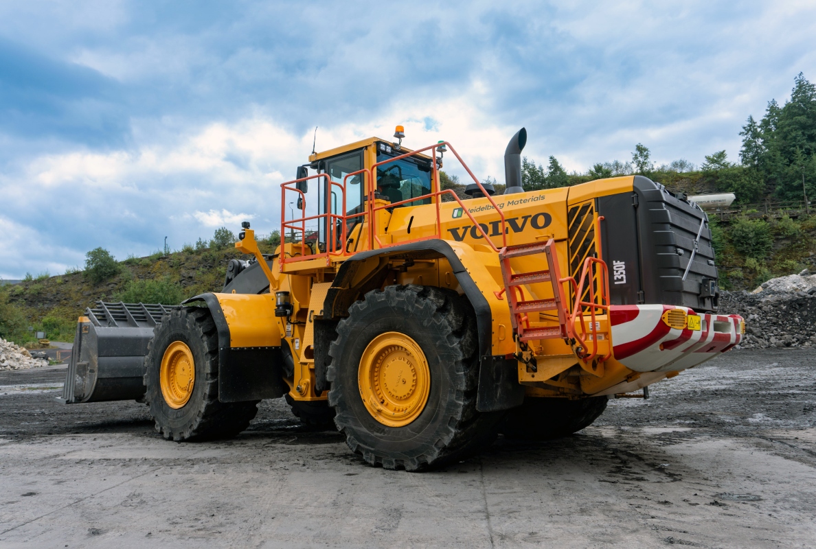 Rebuilds such as Heidelberg Materials’ Volvo L350F wheeled loader support a healthy circular economy.