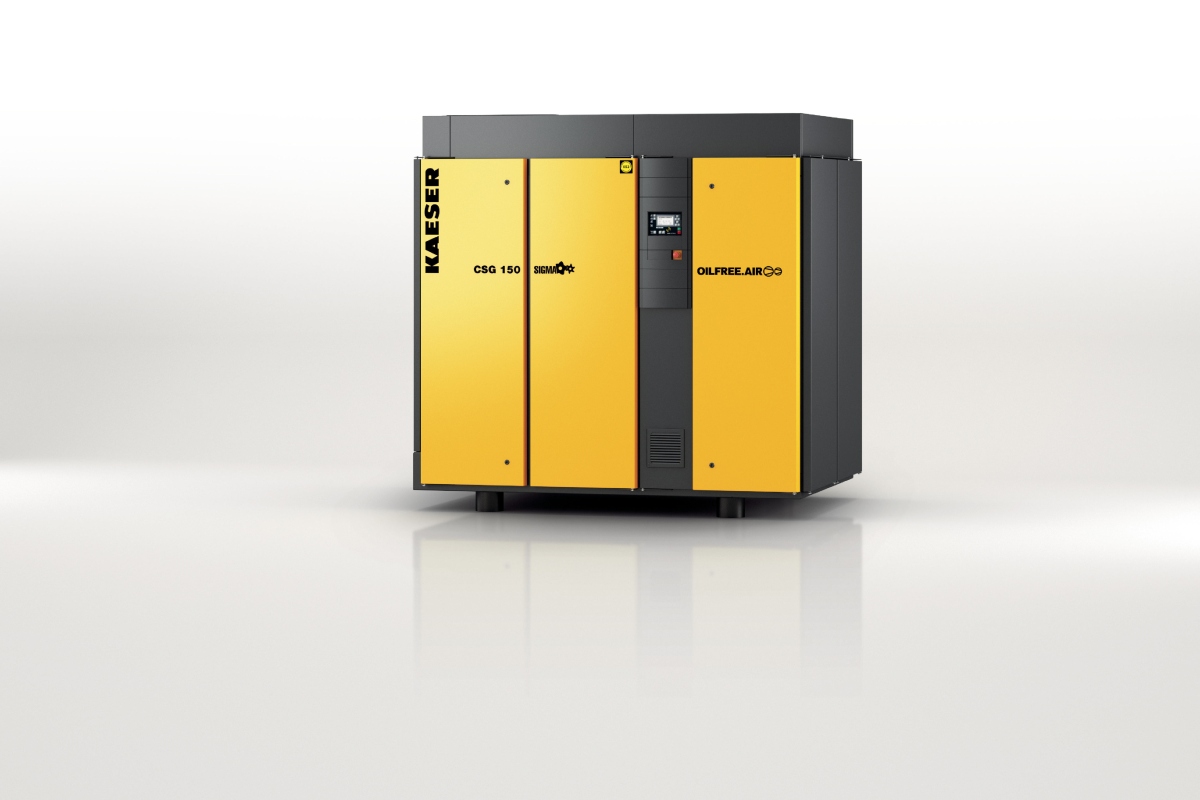 The CSG series (on the right with integrated i.HOC rotation dryer) delivers compressed air dependably and efficiently for oil-free applications.