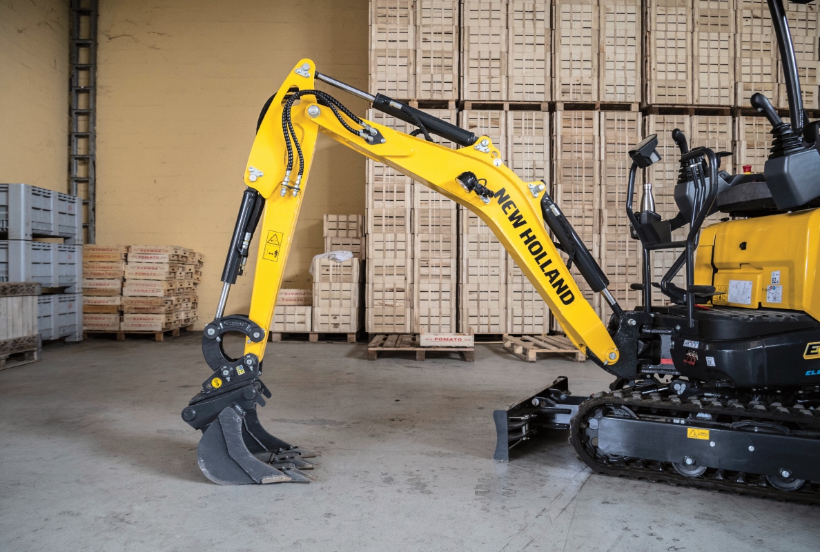 New Holland Construction E15X