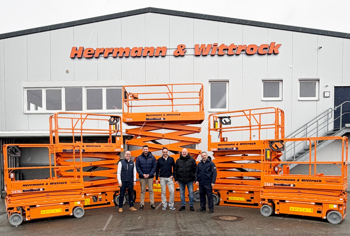 Wittrock Group, Ulferts & Wittrock and Ulferts Take Delivery of 234 Genie Machines