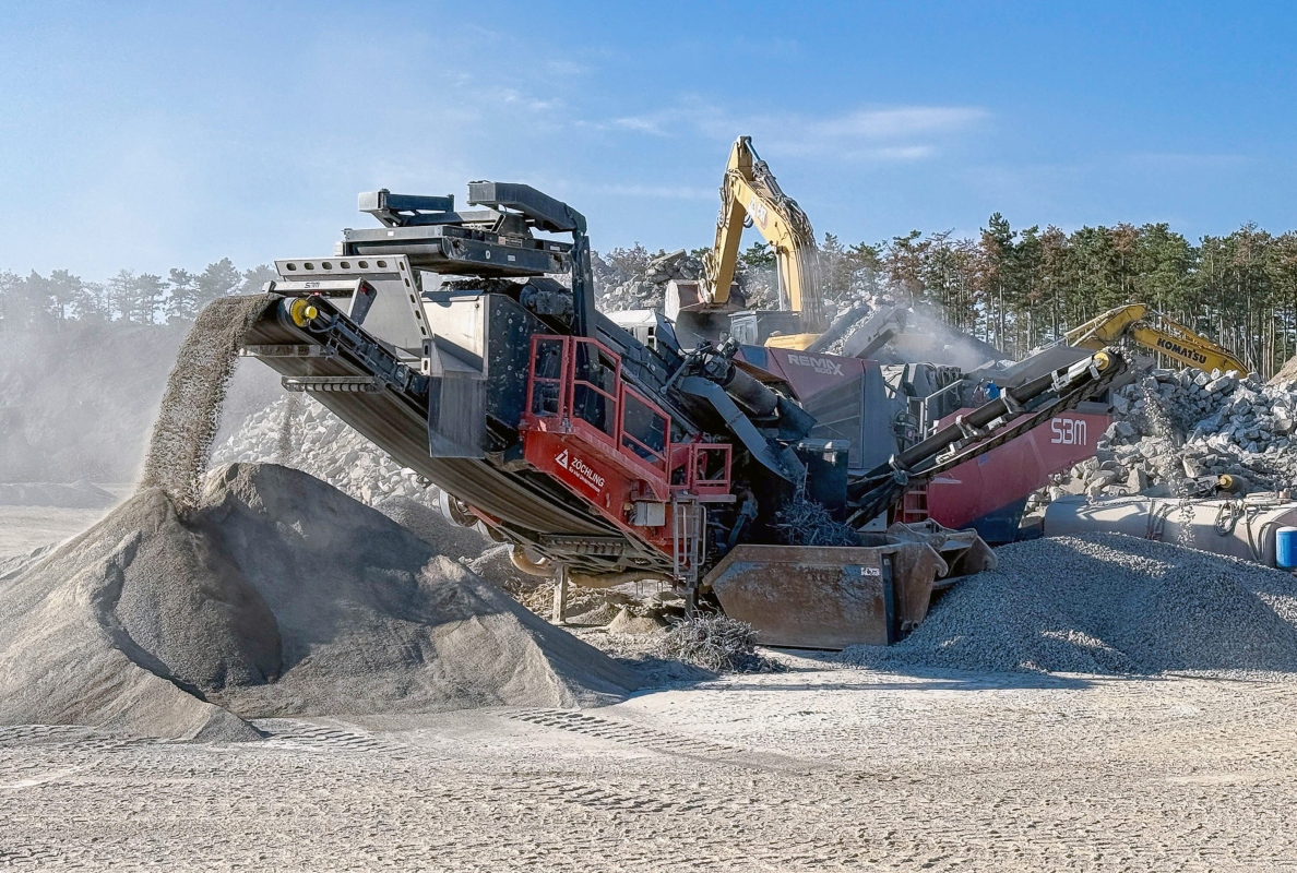 Fully equipped, SBM's large impact crusher REMAX 600 delivers real added value with multiple clean and well defined end products.