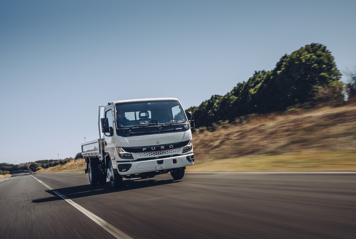 FUSO eCanter 7C18e with new sensors in front bumper at Kitsuregawa proving ground, Japan
