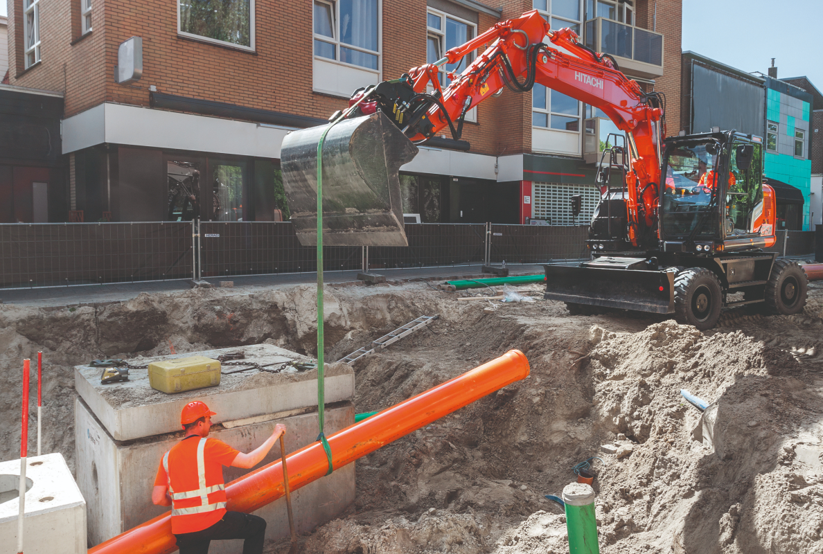 Hitachi ZX135W-7