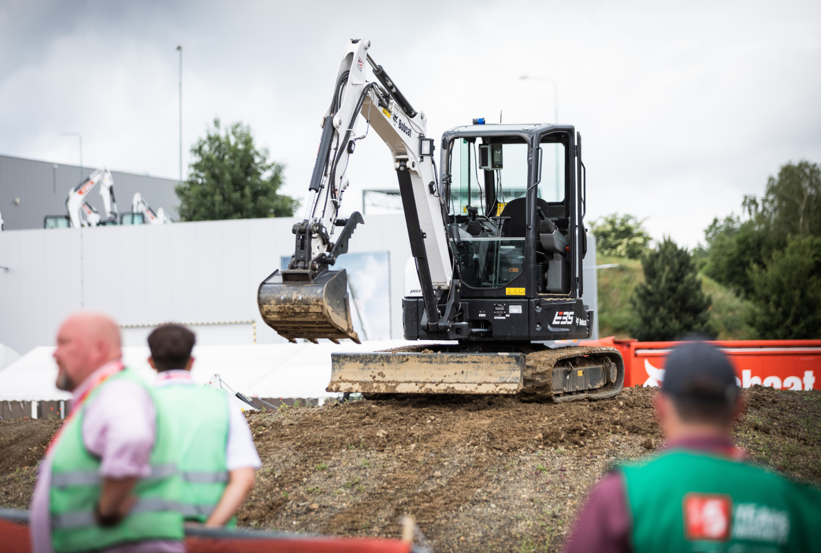 Bobcat E35 Operate by wire