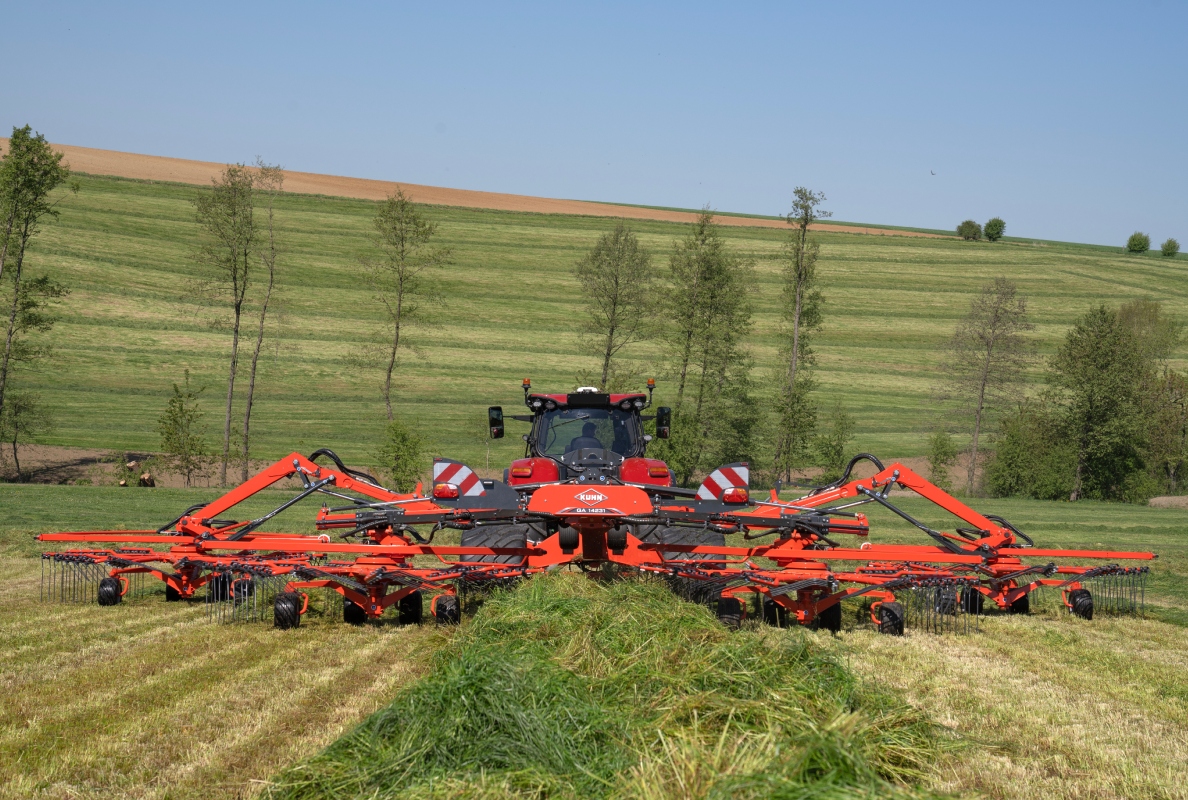Quad-rotor rake GA 14231