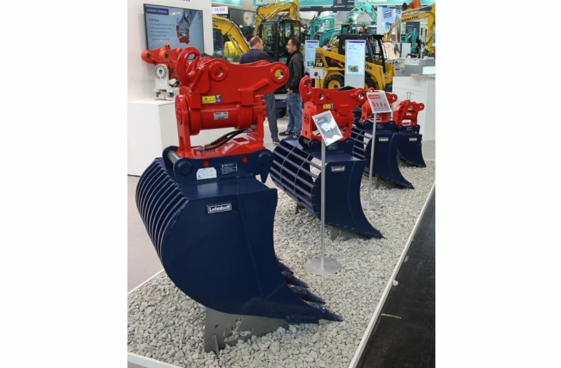 Combined with a Powertilt swivel motor, Lehnhoff’s MSL, CSL and HSL screening buckets become true all-rounders on any job site.