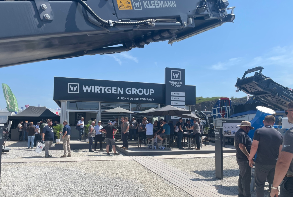 Many visitors showed an interest in the Wirtgen Group’s machinery and technologies.