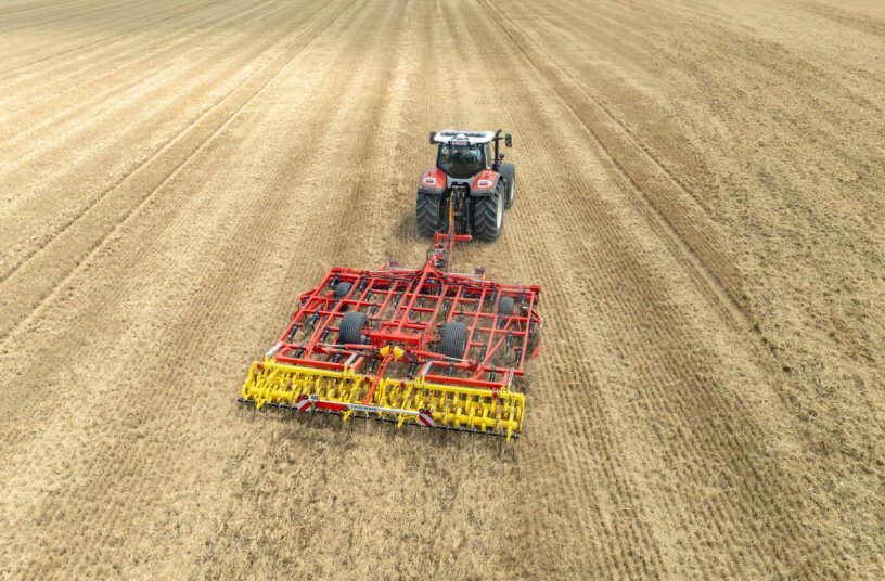 The optimised tines and shares guarantee shallow and all-over cutting from 3 m.