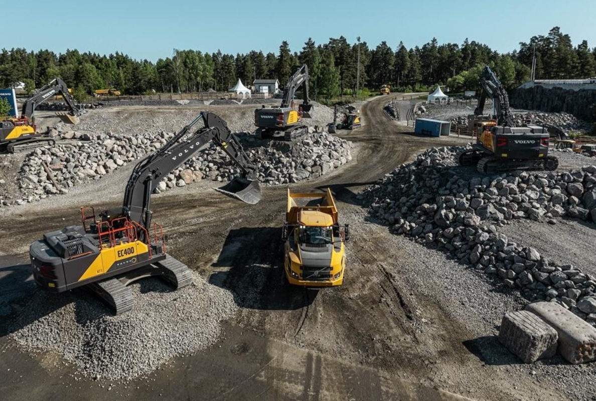 The new generation EC400 excavator is on display at Volvo Days alongside the EC500 and EC230