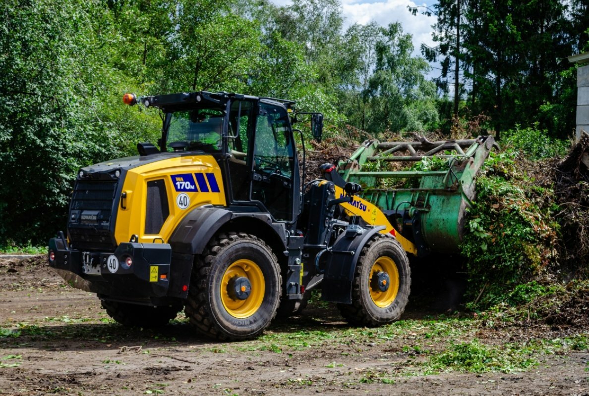 Komatsu WA170M-11