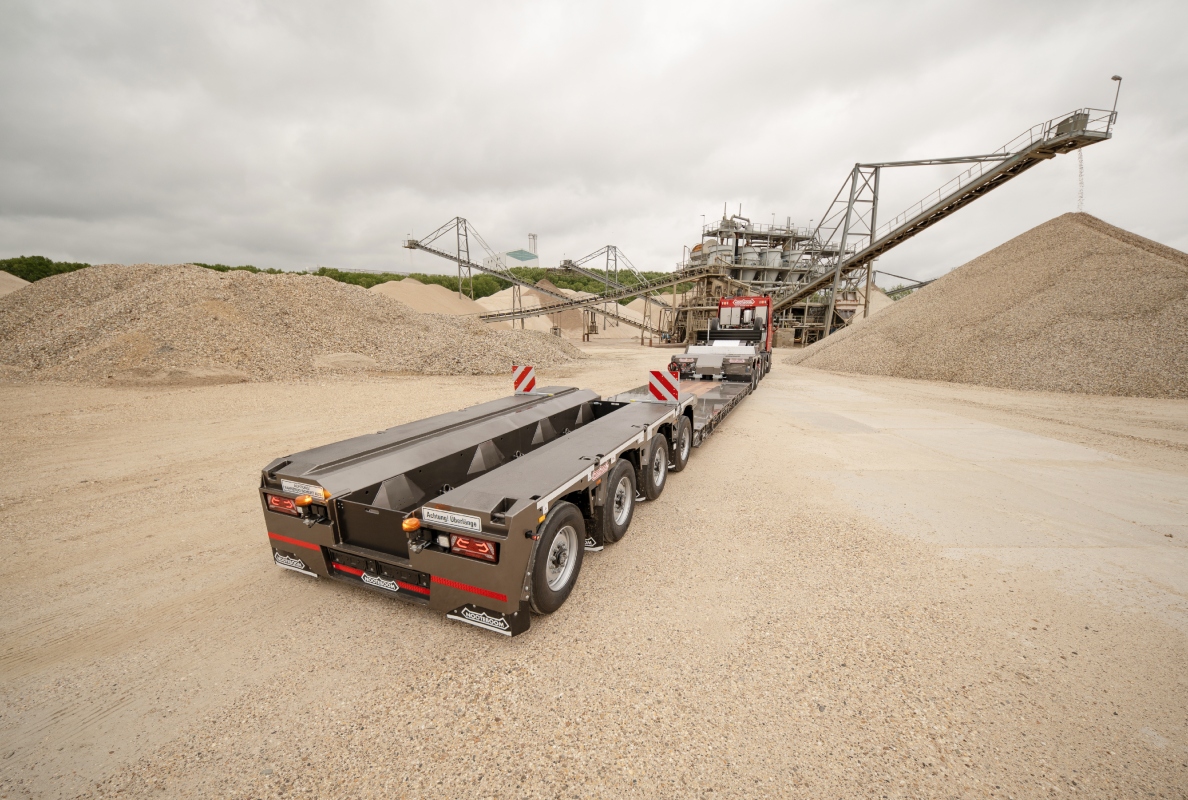 Nooteboom introduces new 2+4 EURO-PX3: More payload, more flexibility in special transport