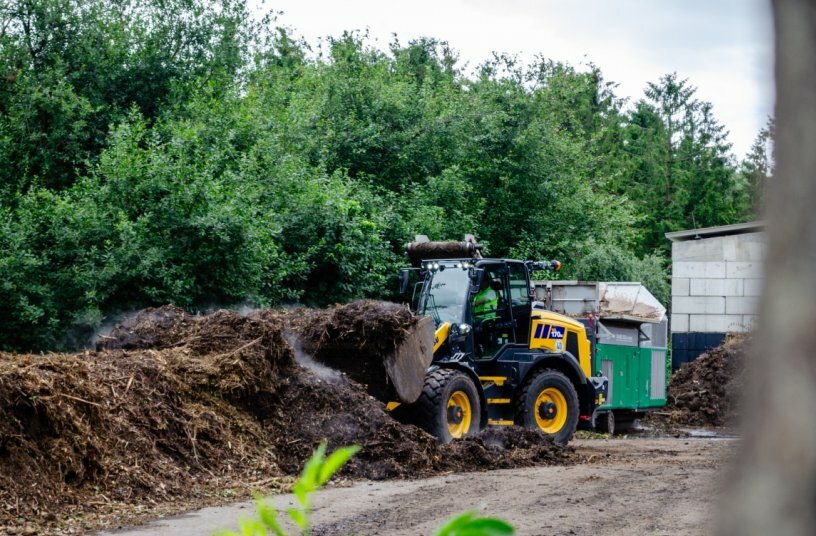 Komatsu WA170M-11