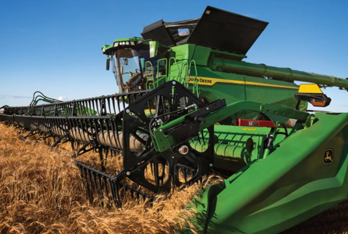 John Deere X9 1100