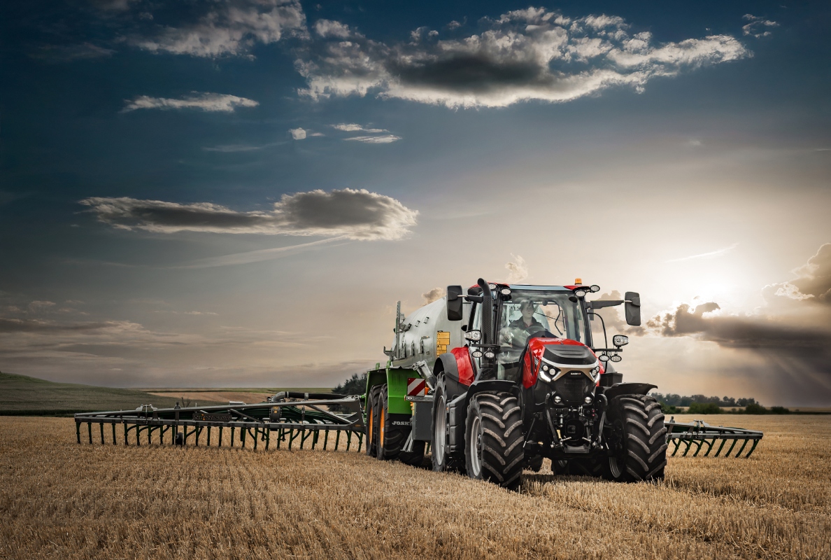 All-New Case IH Puma Series Tractor: Improved Maneuverability and Elevated Operator Experience