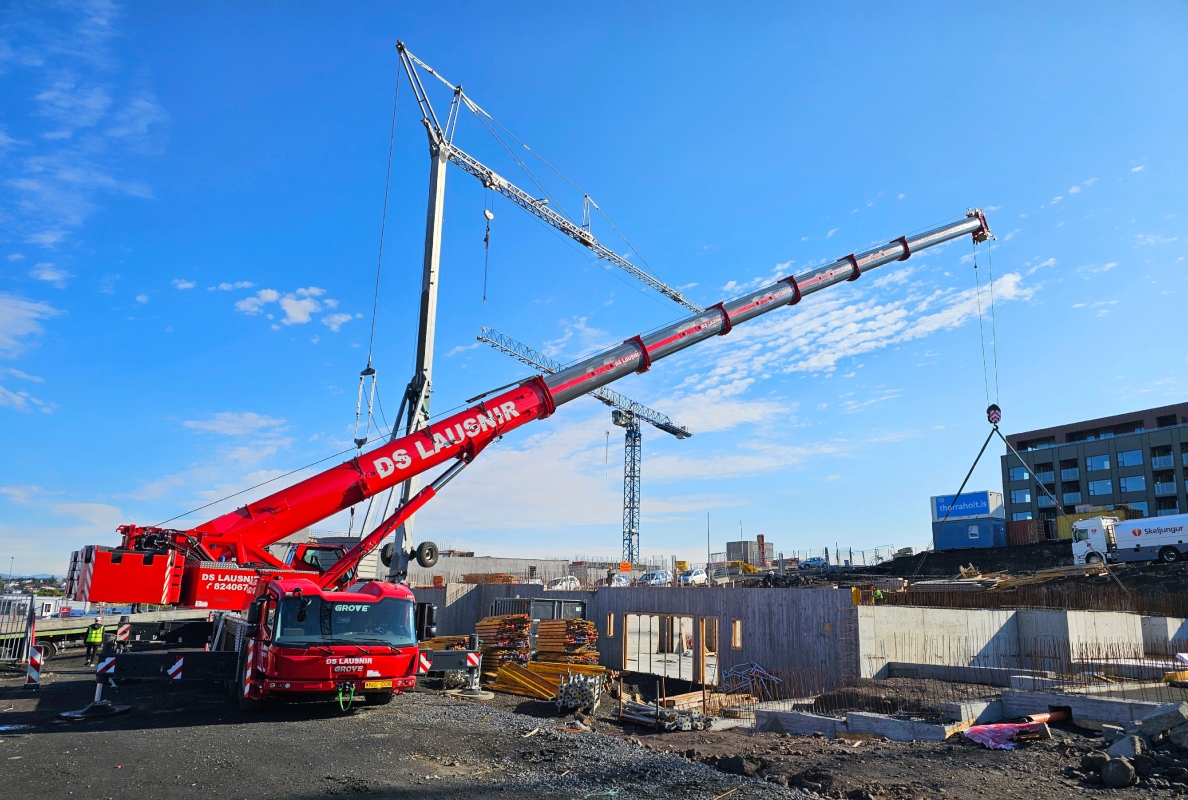 The cranes are customized with several additional features to enhance their cold weather durability.
